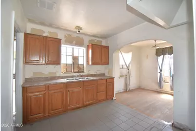 1912 W Monte Vista Road, Phoenix, AZ 85009 - Photo 8