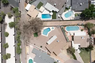 1325 E Avalon Dr, Phoenix, AZ 85014 - Photo 46