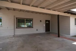 1325 E Avalon Dr, Phoenix, AZ 85014 - Photo 32