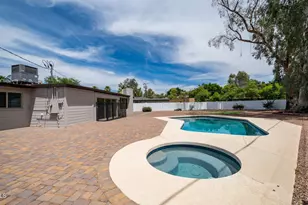 1325 E Avalon Dr, Phoenix, AZ 85014 - Photo 34