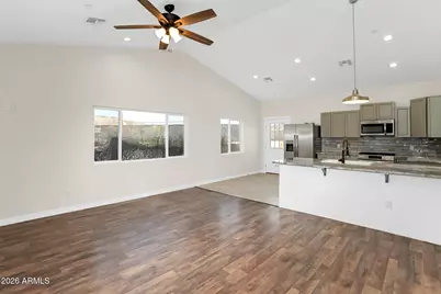 571 Siesta Street, Clarkdale, AZ 86324 - Photo 4