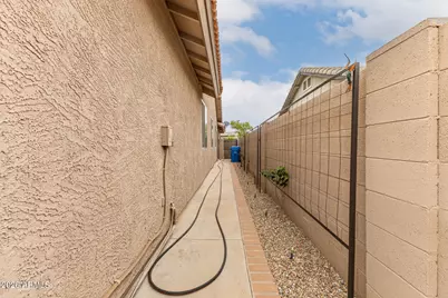 7539 W Wood Street, Phoenix, AZ 85043 - Photo 32