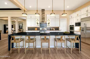 712 W Treasure Trail, Apache Junction, AZ 85120 - Photo 2