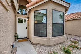 8876 E Windrose Dr, Scottsdale, AZ 85260 - Photo 4