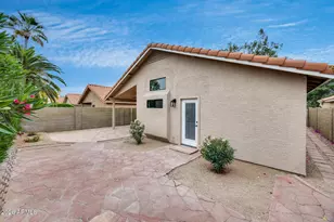 8876 E Windrose Dr, Scottsdale, AZ 85260 - Photo 42