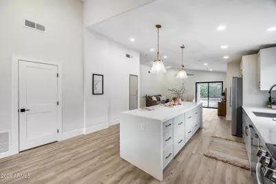 8876 E Windrose Drive, Scottsdale, AZ 85260 - Photo 18