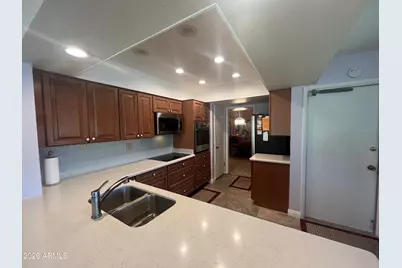 17652 N Del Webb Boulevard, Sun City, AZ 85373 - Photo 12