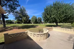 17652 N Del Webb Blvd, Sun City, AZ 85373 - Photo 4