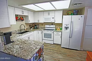 9730 N 94th Pl, Scottsdale, AZ 85258 - Photo 6