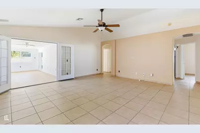 8431 W Wethersfield Road, Peoria, AZ 85381 - Photo 14