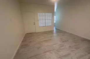 1126 W Elliot Rd, Chandler, AZ 85224 - Photo 16