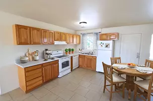 8590 W Magnum Dr, Arizona City, AZ 85123 - Photo 4