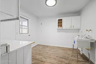 2200 E Melrose St, Gilbert, AZ 85297 - Photo 32