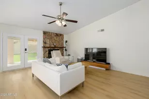 826 N 85th St, Scottsdale, AZ 85257 - Photo 6