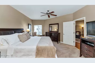 5450 E Deer Valley Drive #4218, Phoenix, AZ 85054 - Photo 18