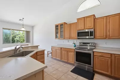 1873 E San Carlos Place, Chandler, AZ 85249 - Photo 2