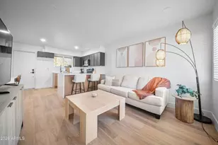 3110 N 37th St, Phoenix, AZ 85018 - Photo 4