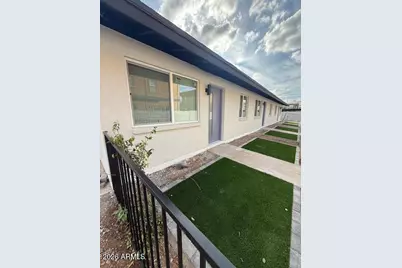 3110 N 37th Street #7, Phoenix, AZ 85018 - Photo 2