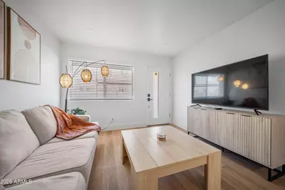 3110 N 37th Street #6, Phoenix, AZ 85018 - Photo 4