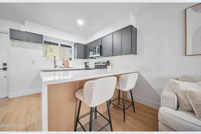 3110 N 37th Street #6, Phoenix, AZ 85018 - Photo 8