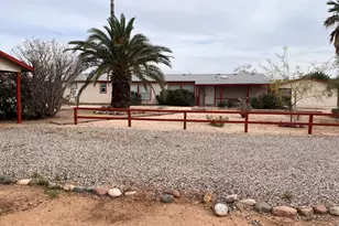 23152 W Staghorn Ln, Congress, AZ 85332 - Photo 32