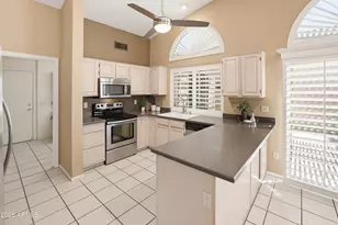 18906 N 88th Dr, Peoria, AZ 85382 - Photo 14