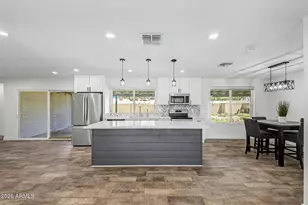 2174 E Palmcroft Dr, Tempe, AZ 85282 - Photo 8