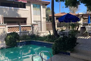 7557 N Dreamy Draw Dr, Phoenix, AZ 85020 - Photo 16