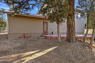 1980 Pine Cone Cir, Overgaard, AZ 85933 - Photo 28