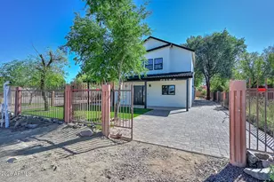 7601 N 59th Ln N, Glendale, AZ 85301 - Photo 2