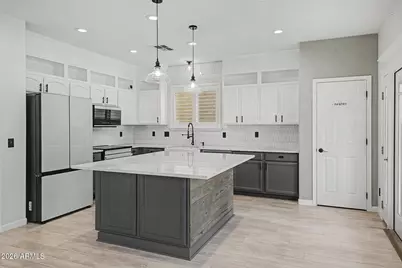 12708 N 148th Drive, Surprise, AZ 85379 - Photo 2