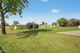 618 E Harwell Rd, Gilbert, AZ 85234 - Photo 36