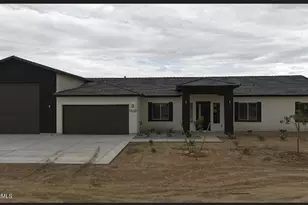 24025 W Beacon Ln, Wittmann, AZ 85361 - Photo 1