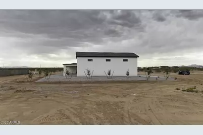 24025 W Beacon Lane, Wittmann, AZ 85361 - Photo 4