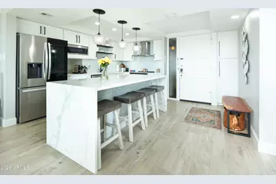 2323 N Central Avenue #1702, Phoenix, AZ 85004 - Photo 6