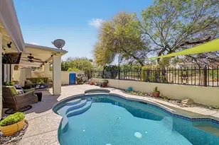 9614 S 51st St, Phoenix, AZ 85044 - Photo 2