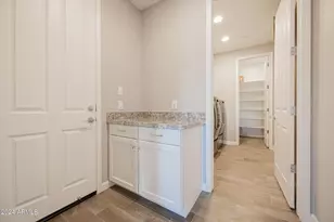 10046 E Bell Rd, Scottsdale, AZ 85260 - Photo 24