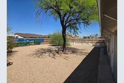 10166 W Cinnebar Avenue, Sun City, AZ 85351 - Photo 30
