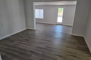 10166 W Cinnebar Ave, Sun City, AZ 85351 - Photo 14