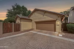 2454 E Vermont Dr, Gilbert, AZ 85295 - Photo 2