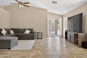 5336 W Campo Bello Dr, Glendale, AZ 85308 - Photo 2