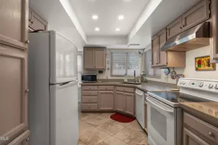 10996 N 60th Dr, Glendale, AZ 85304 - Photo 14