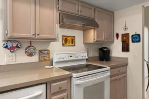 10996 N 60th Dr, Glendale, AZ 85304 - Photo 16