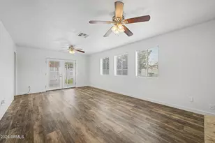 2801 E Angela Dr, Phoenix, AZ 85032 - Photo 14