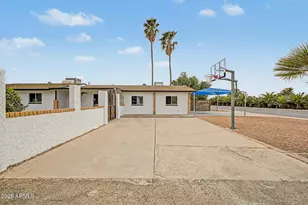 2801 E Angela Dr, Phoenix, AZ 85032 - Photo 4