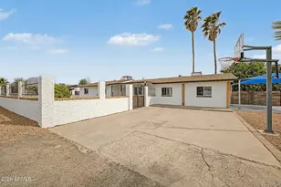 2801 E Angela Dr, Phoenix, AZ 85032 - Photo 2