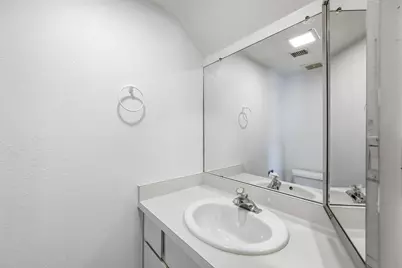 754 E Eugie Avenue, Phoenix, AZ 85022 - Photo 10