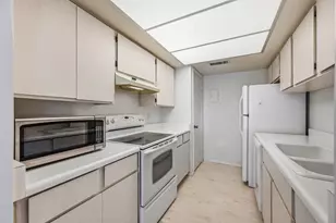 754 E Eugie Ave, Phoenix, AZ 85022 - Photo 6