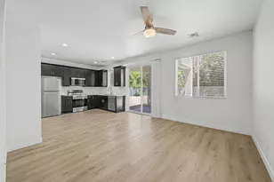 136 W Latona Rd, Phoenix, AZ 85041 - Photo 8