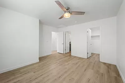 105 W Latona Road, Phoenix, AZ 85041 - Photo 22